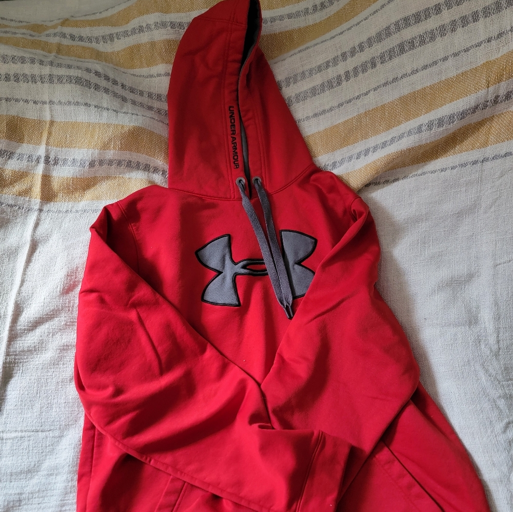 Mens XL under Armour hoodie red